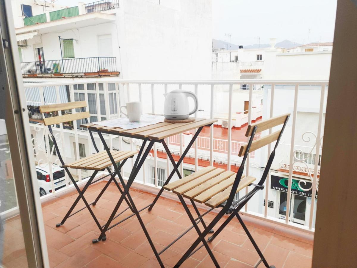 Soleado Apartamento En Nerja Dış mekan fotoğraf